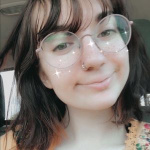 Meet your Posher, Maddie